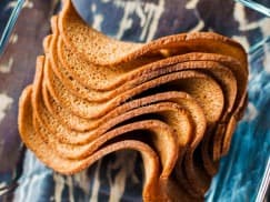 Фисташки: Ресторанные гренки с сыром