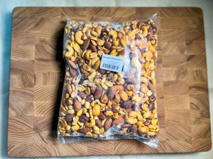 Чипсы из лаваша: Ореховая смесь ж/с Острая 