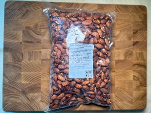 Мясные снеки: Миндаль 