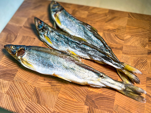 Корюшка без икры вяленая ГОСТ (крупная) в Москве