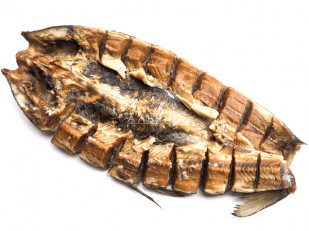 Как хранить копченую рыбу: Сом (бабочка) холодного копчения